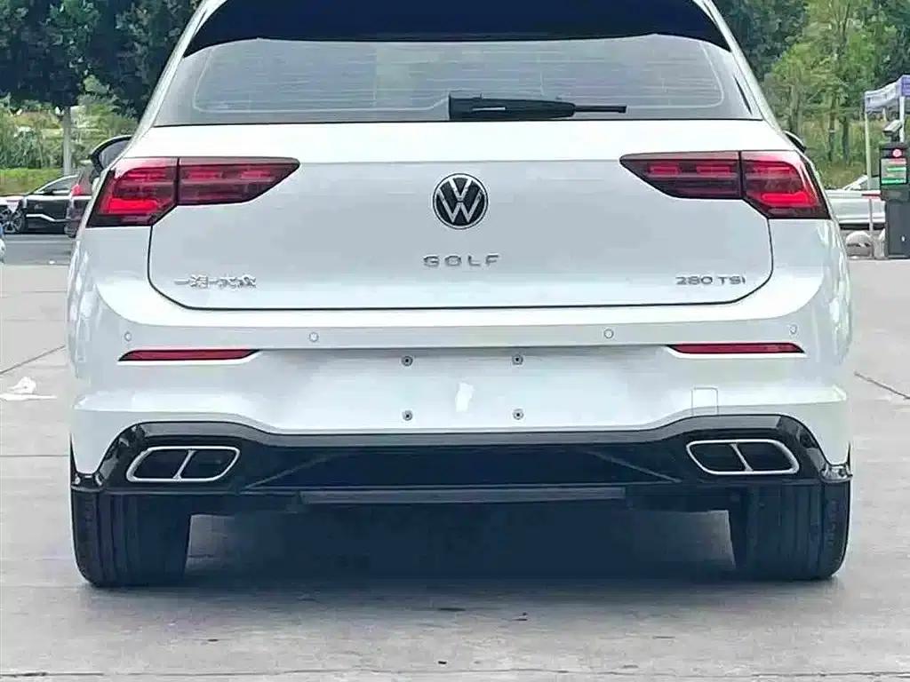 2023 Golf 280TSI DSG R-Line Lite — миниатюра 6