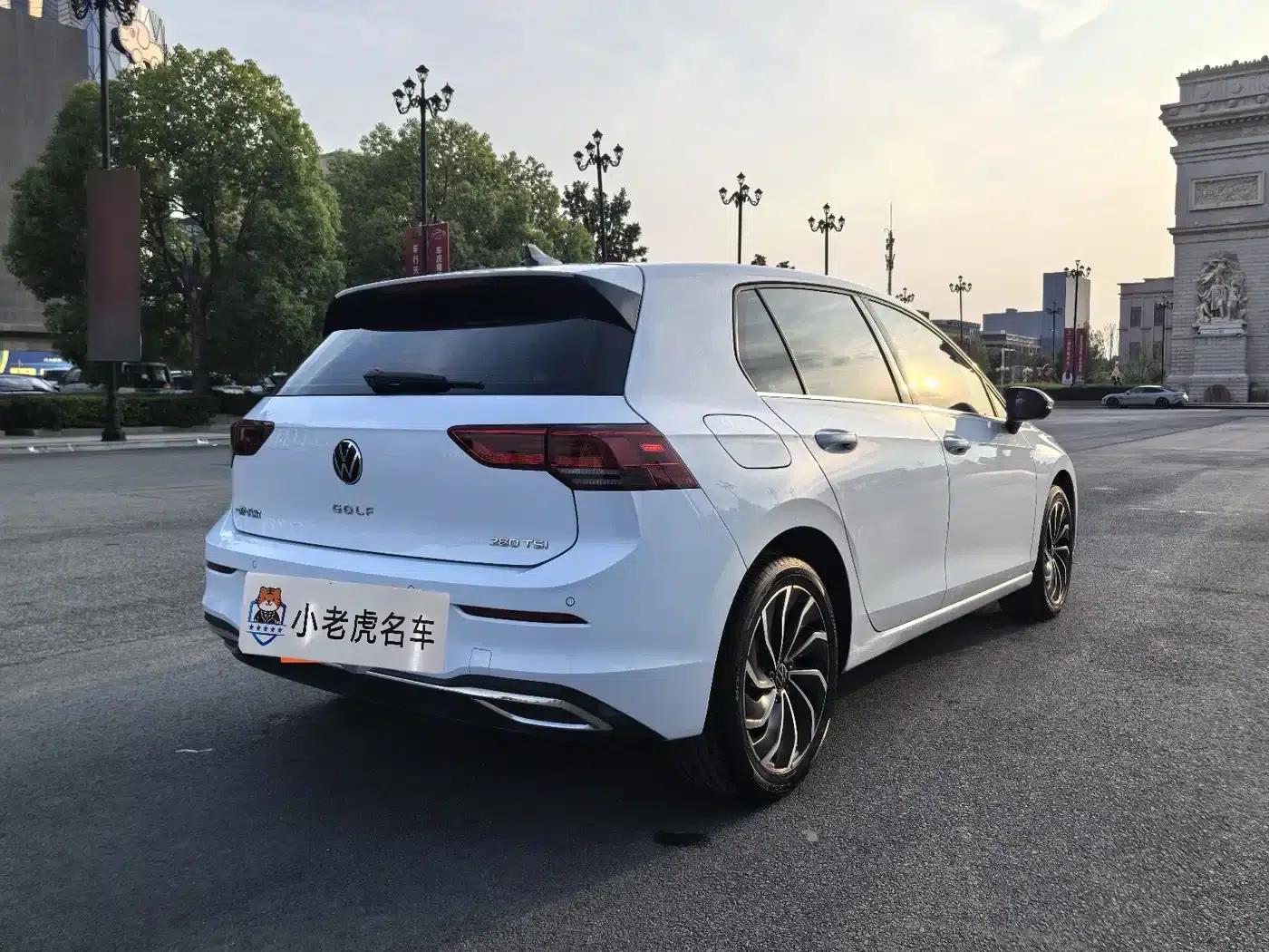 2023 Golf Facelift 280TSI DSG Pro — миниатюра 5