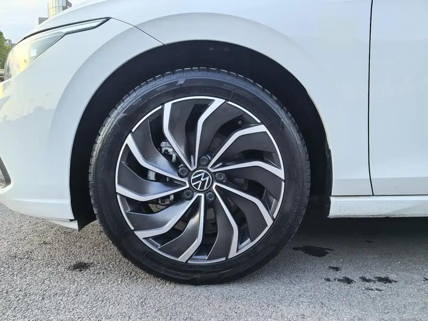 2023 Golf Facelift 280TSI DSG Pro — миниатюра 8