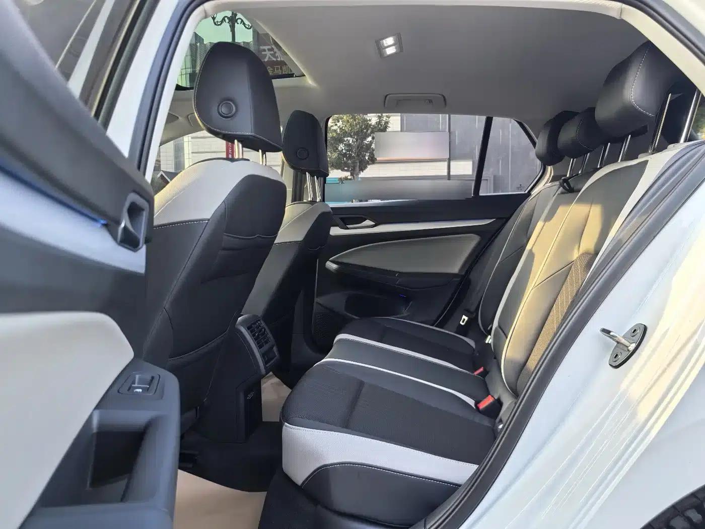 2023 Golf Facelift 280TSI DSG Pro — миниатюра 9