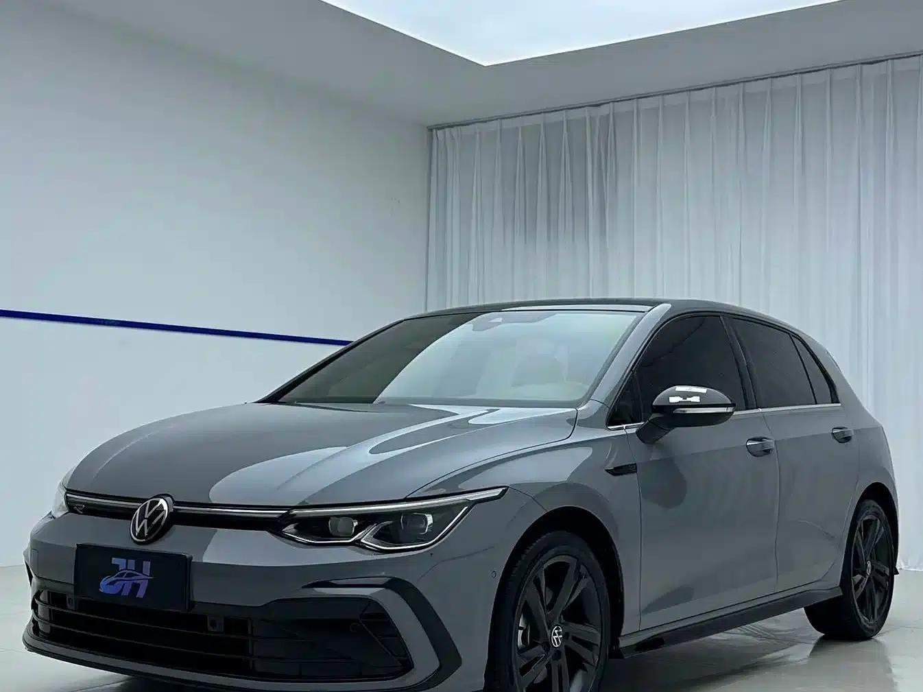 2023 Golf 280TSI DSG R-Line — миниатюра 1