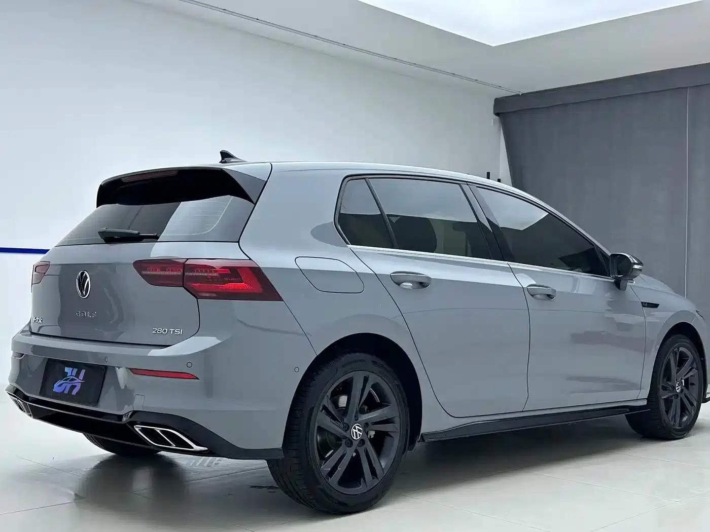 2023 Golf 280TSI DSG R-Line — миниатюра 6