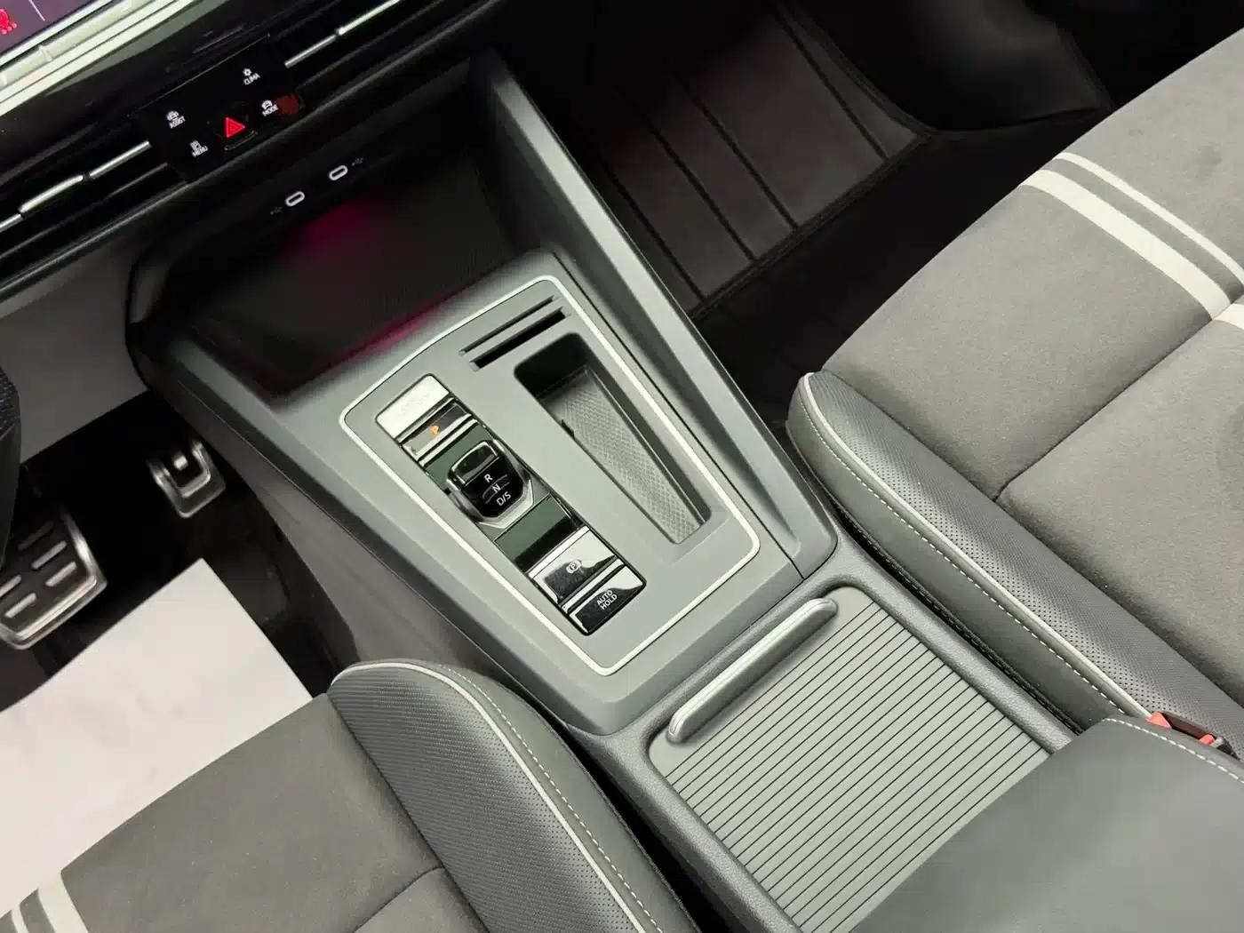 2023 Golf Facelift 280TSI DSG R-Line — миниатюра 15