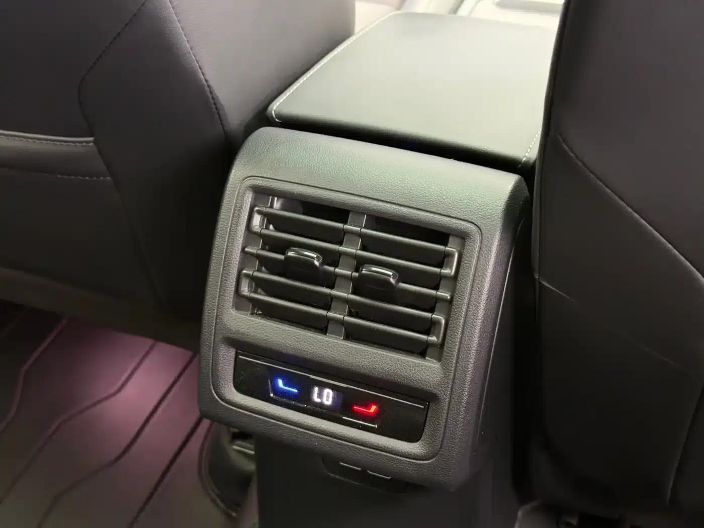 2023 Golf Facelift 280TSI DSG R-Line — миниатюра 20