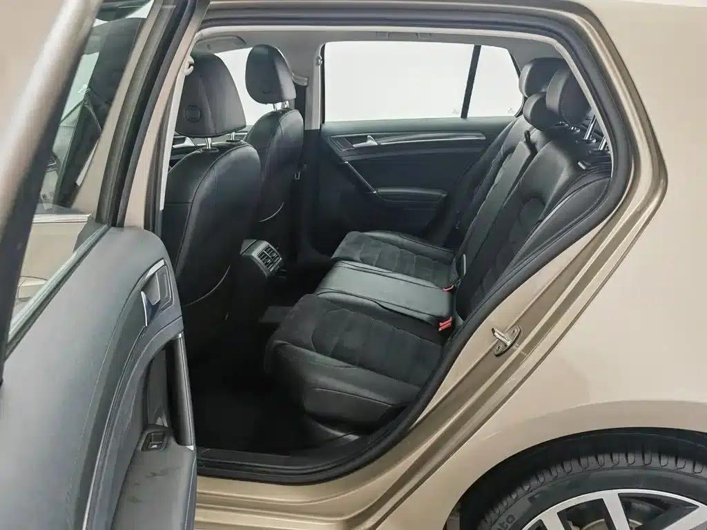 2018 Golf 230TSI Automatic Luxury — миниатюра 15