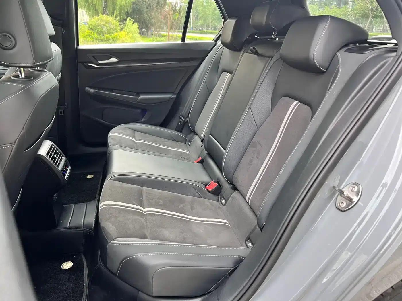 2023 Golf 280TSI DSG R-Line — миниатюра 9