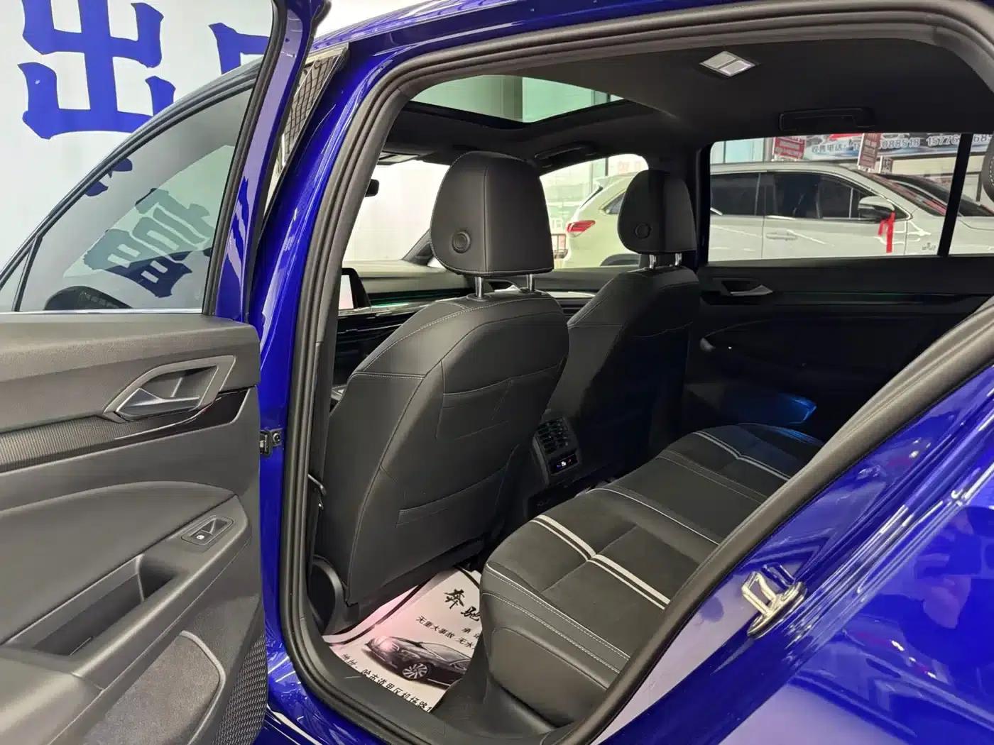 2021 Golf 280TSI DSG R-Line — миниатюра 11