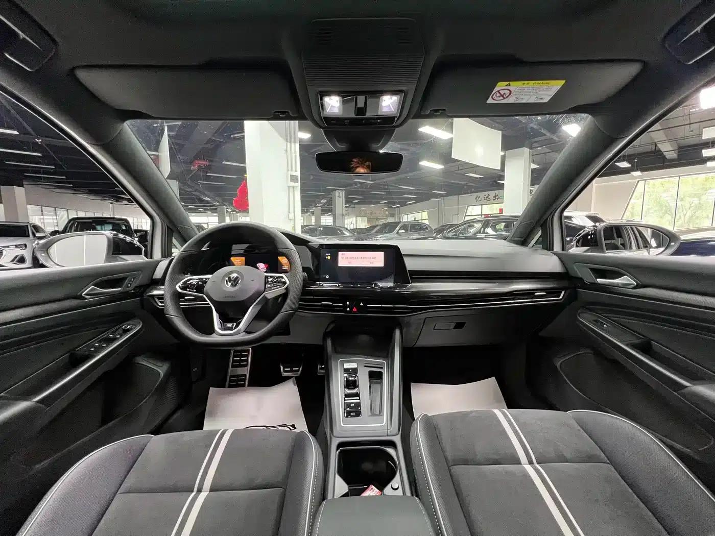 2021 Golf 280TSI DSG R-Line — миниатюра 19