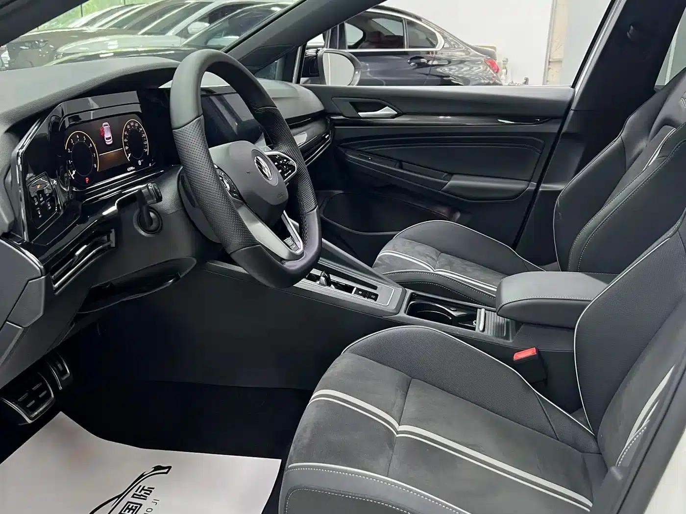 2021 Golf 280TSI DSG R-Line — миниатюра 8