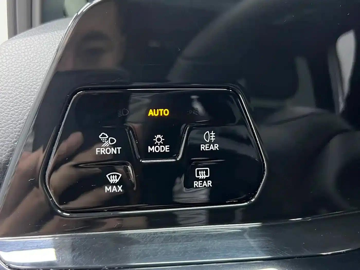 2021 Golf 280TSI DSG R-Line — миниатюра 9