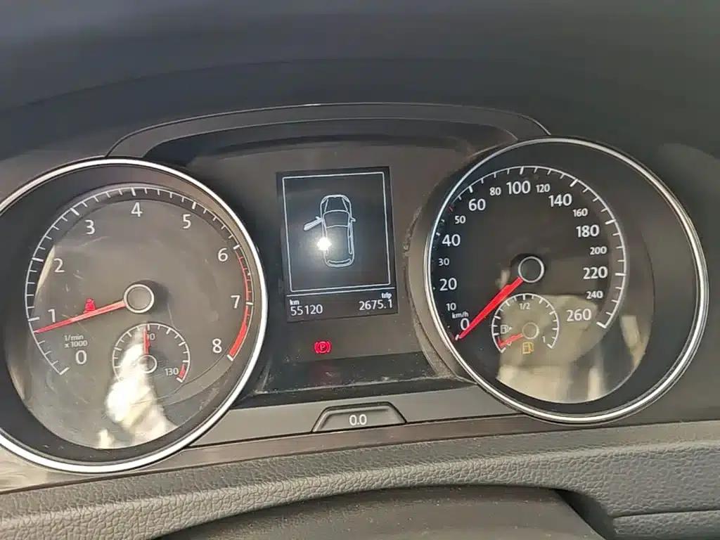 2016 Golf 230TSI Automatic Comfort — миниатюра 12