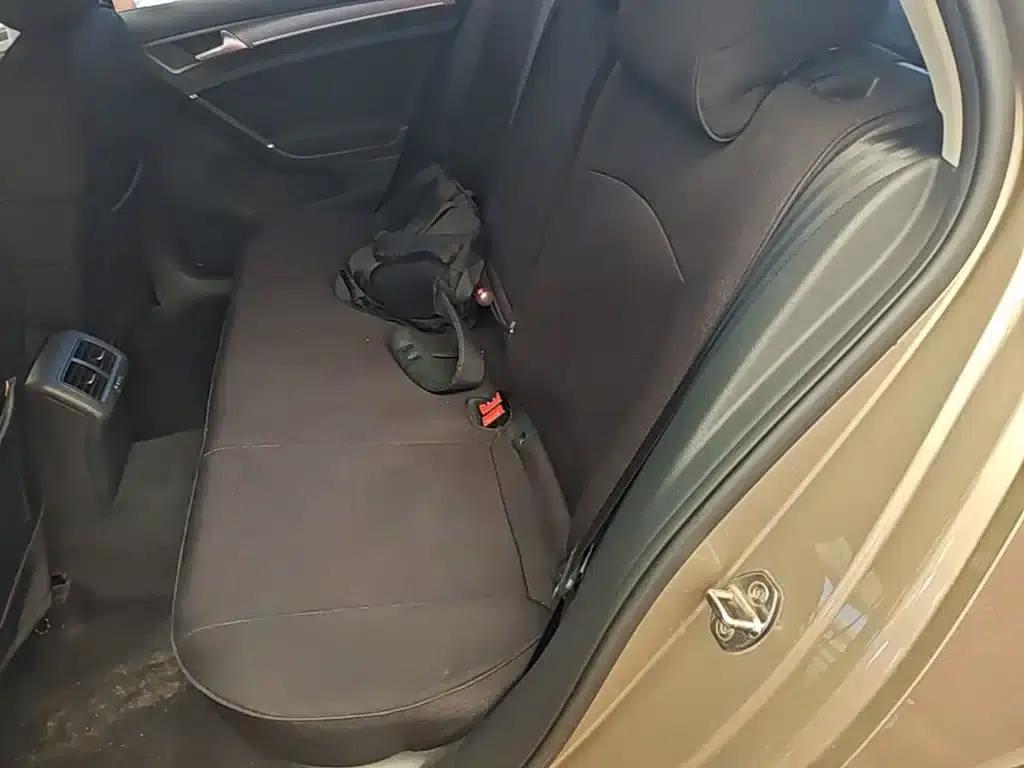 2016 Golf 230TSI Automatic Comfort — миниатюра 17