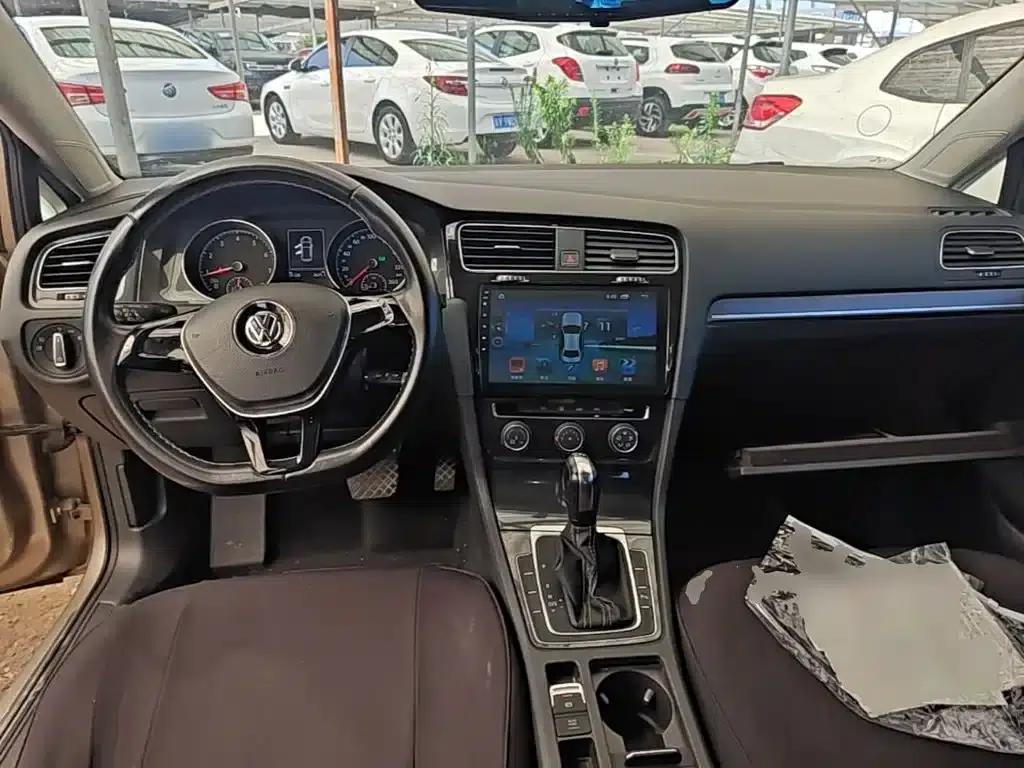2016 Golf 230TSI Automatic Comfort — миниатюра 10