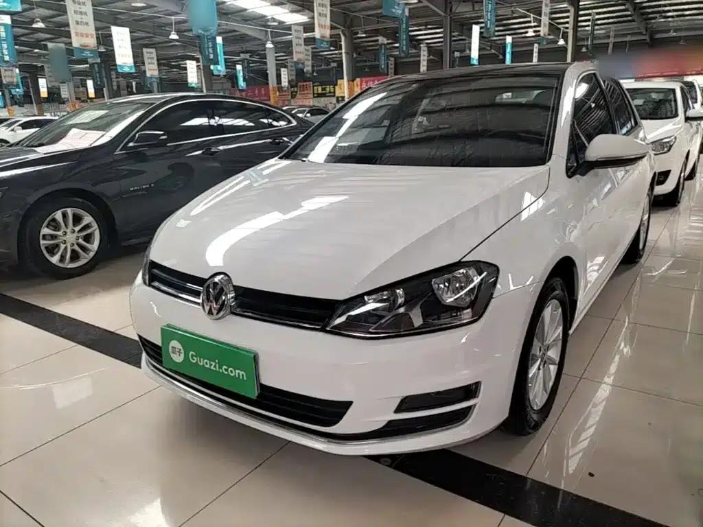 2016 Golf 1.6L Automatic Fashion Edition — миниатюра 2