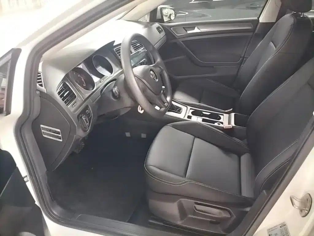 2016 Golf 1.6L Automatic Fashion Edition — миниатюра 15