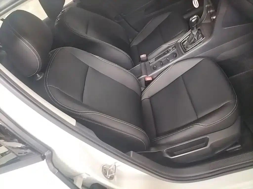 2016 Golf 1.6L Automatic Fashion Edition — миниатюра 25