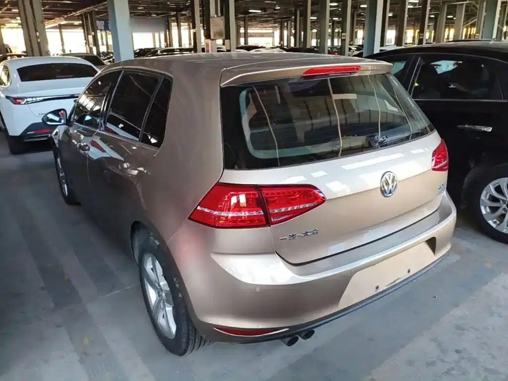 2016 Golf 230TSI Automatic Comfort — миниатюра 5
