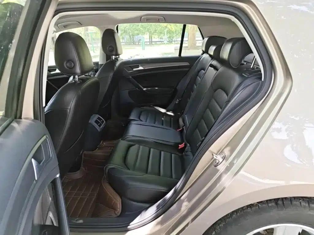 2015 Golf 1.4TSI Automatic Luxury — миниатюра 17