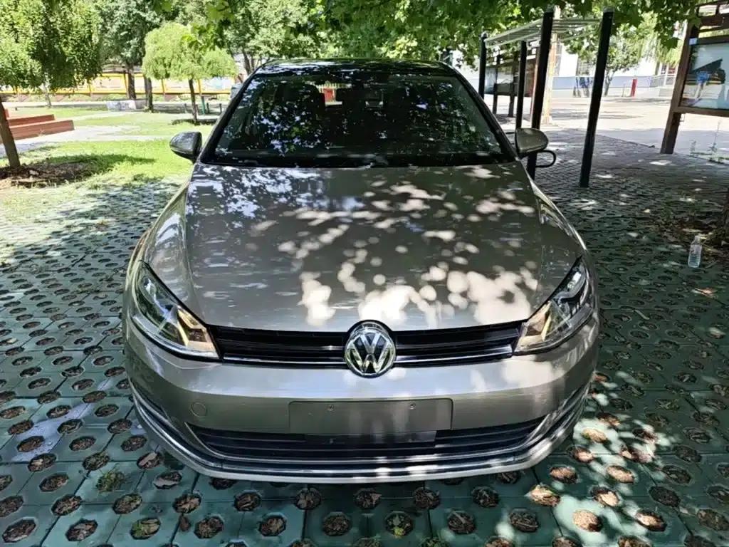2015 Golf 1.4TSI Automatic Luxury — миниатюра 3