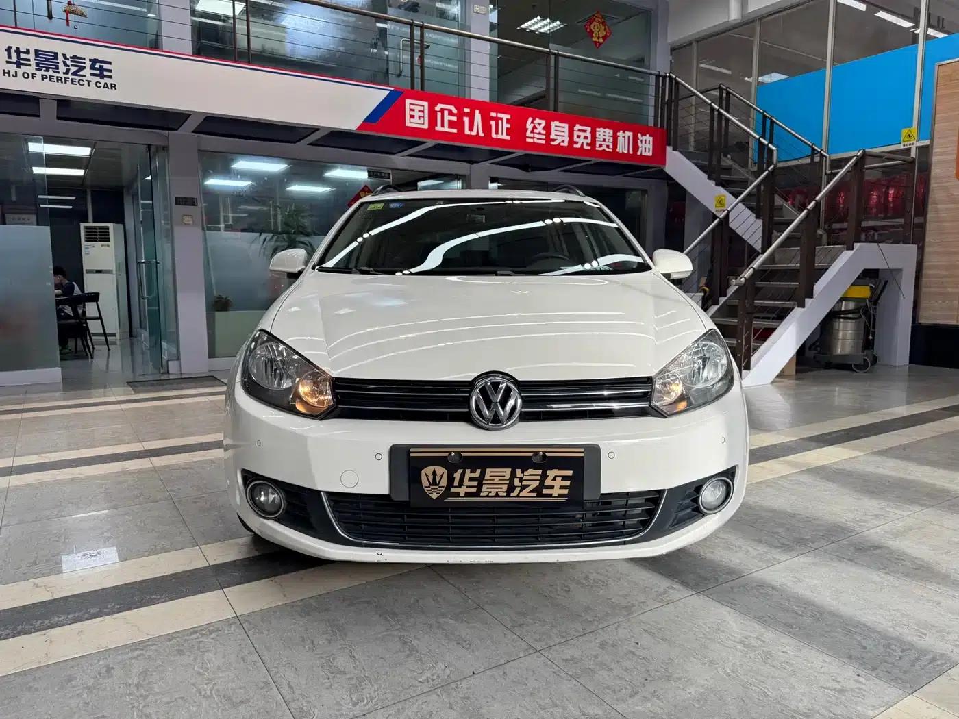 2011 Golf 1.4TSI Comfort Touring Edition (Imported) — миниатюра 3