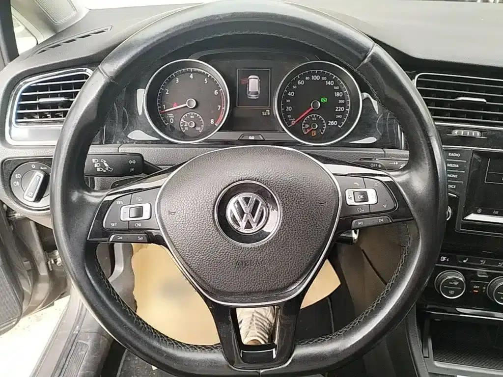 2014 Golf (Imported) 1.4TSI Luxury Touring Edition — миниатюра 11