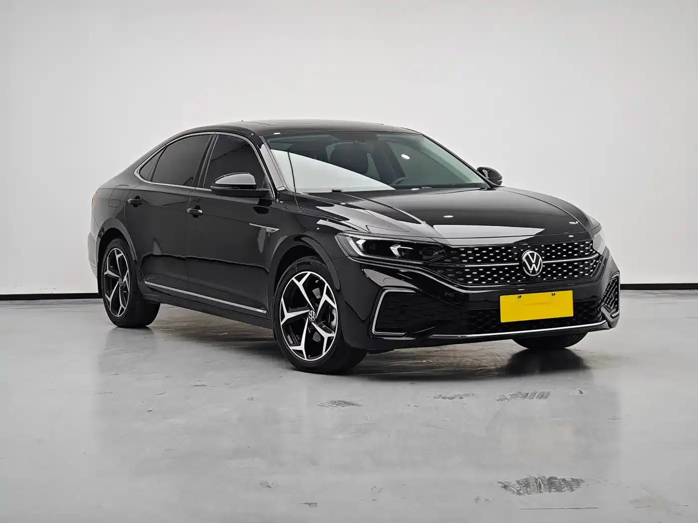2024 Passat 380TSI Starry Sky Elite Edition — миниатюра 3