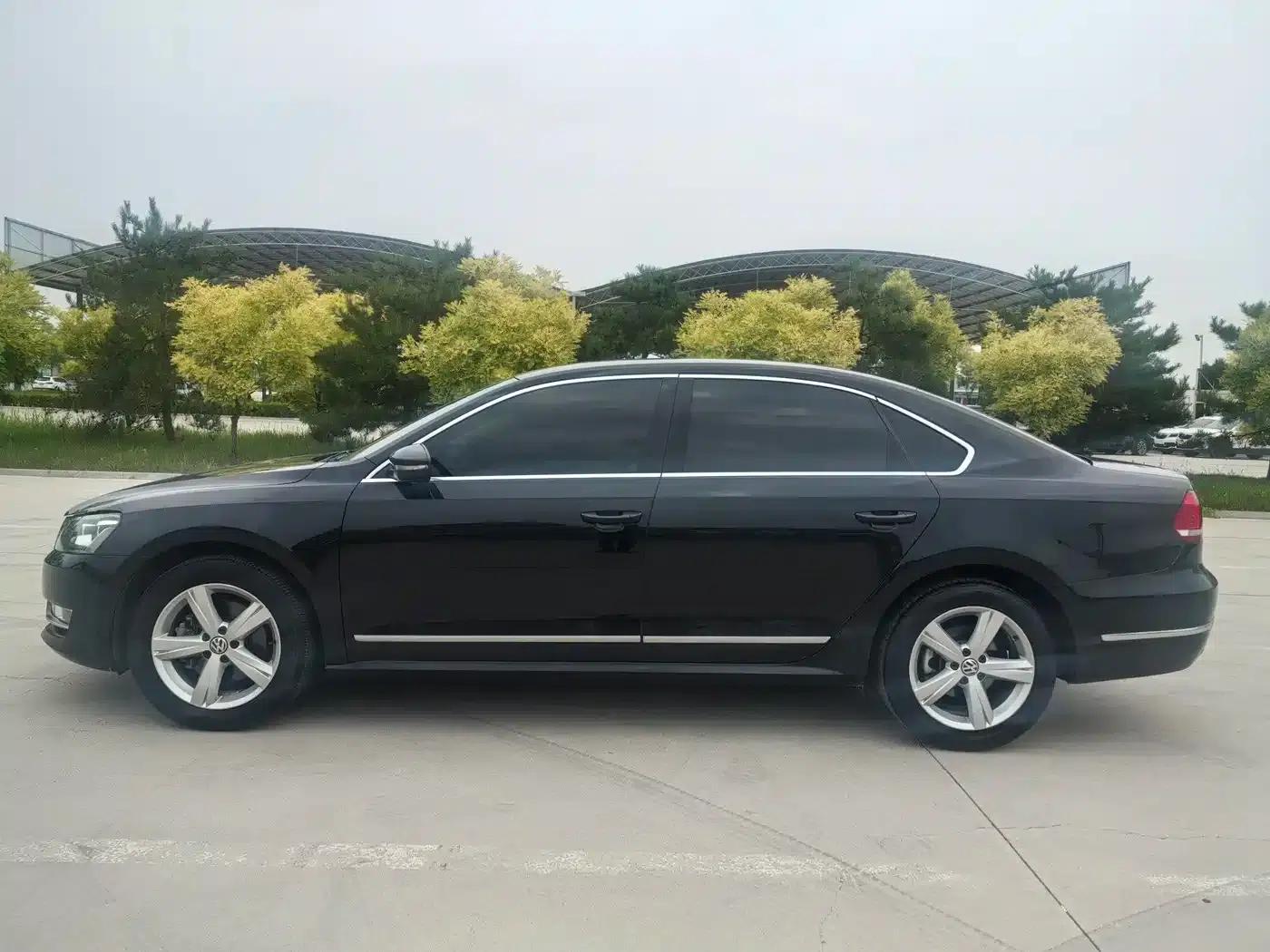 2014 Passat 1.8TSI DSG Royal Edition — миниатюра 2