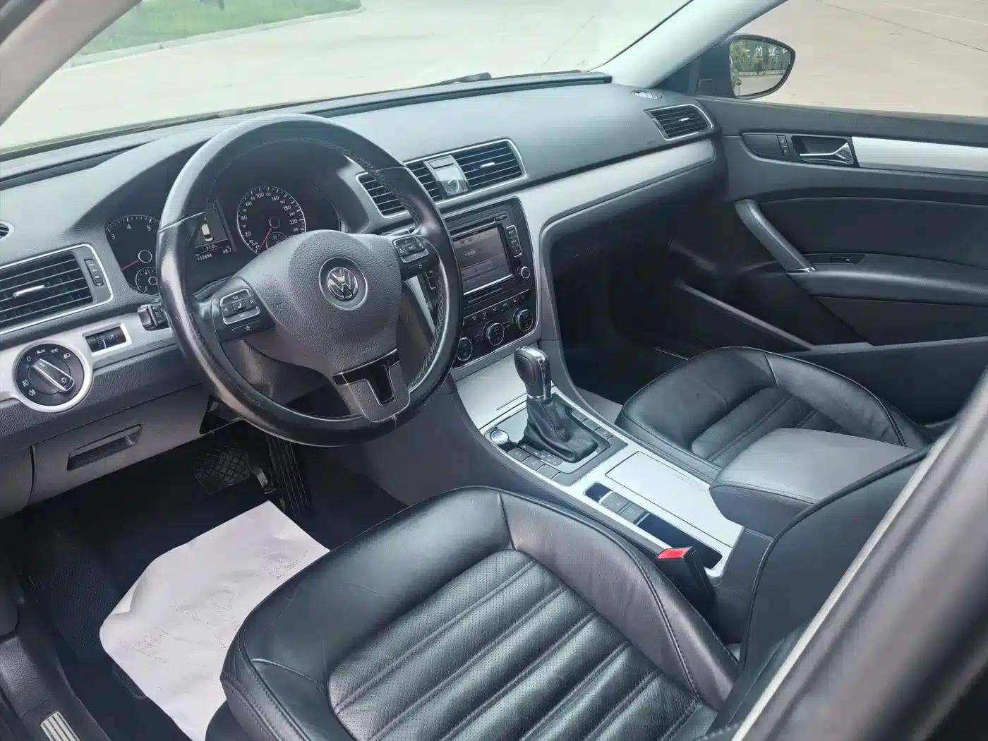 2014 Passat 1.8TSI DSG Royal Edition — миниатюра 4