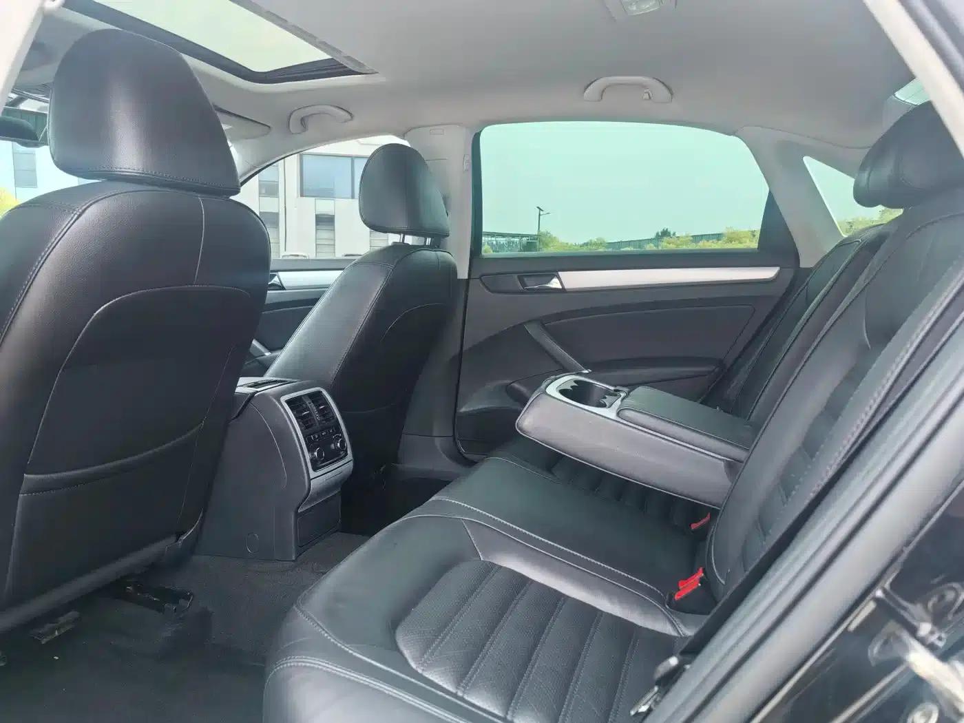 2014 Passat 1.8TSI DSG Royal Edition — миниатюра 6