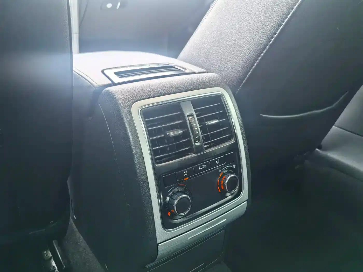 2014 Passat 1.8TSI DSG Royal Edition — миниатюра 7