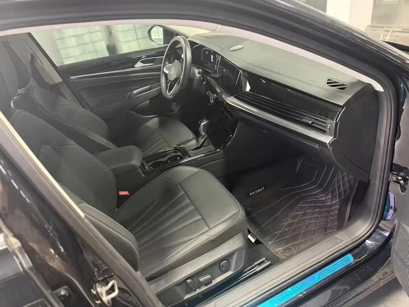 2025 Passat Outstanding Edition 380TSI Dragon Edition — миниатюра 4