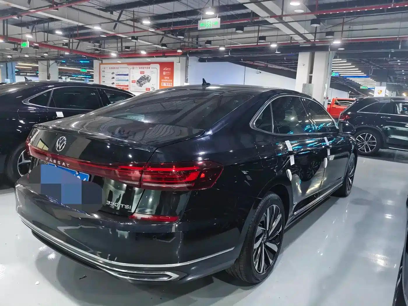 2024 Passat 330TSI Elite Edition — миниатюра 16