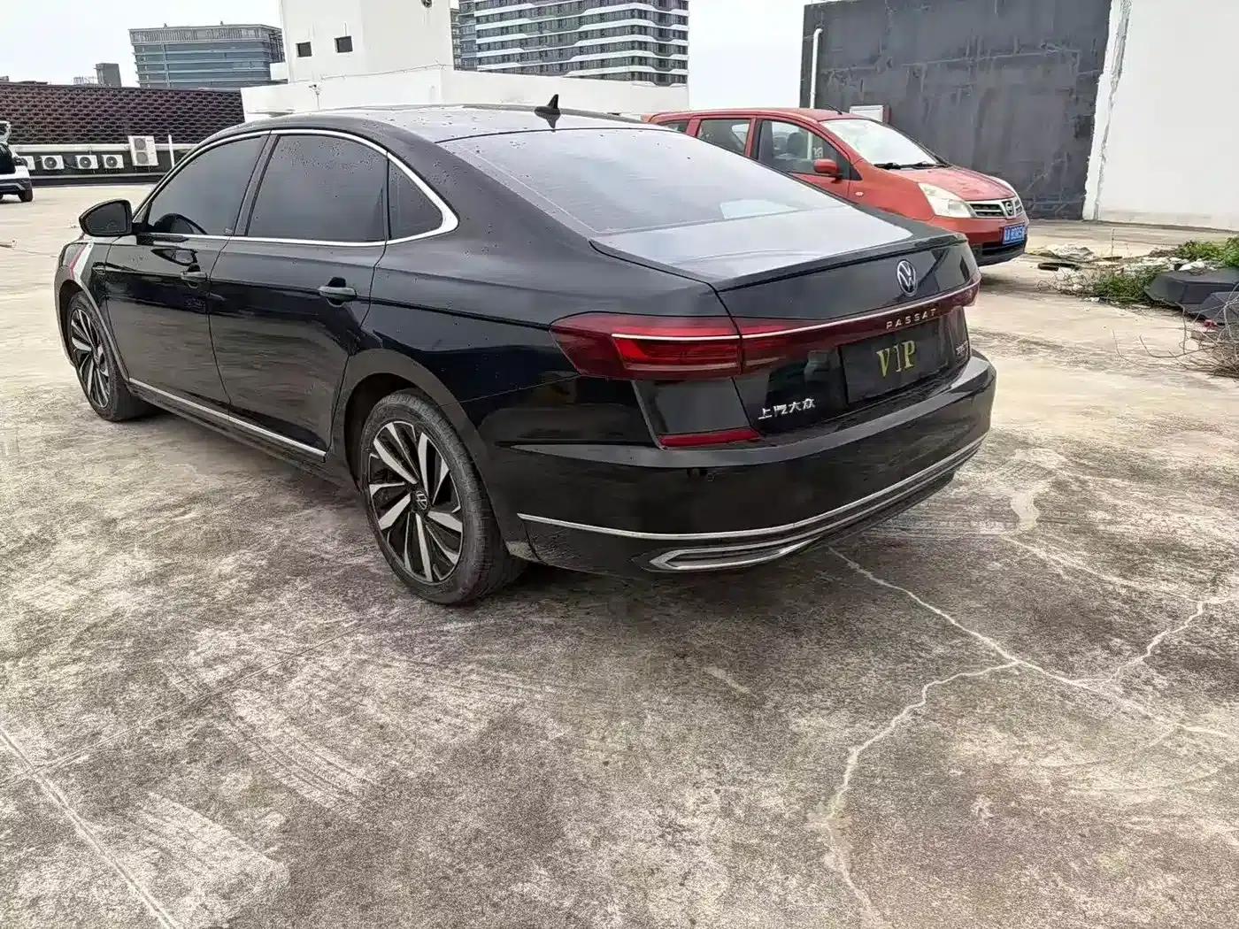 2022 Passat 330TSI Luxury Edition — миниатюра 9