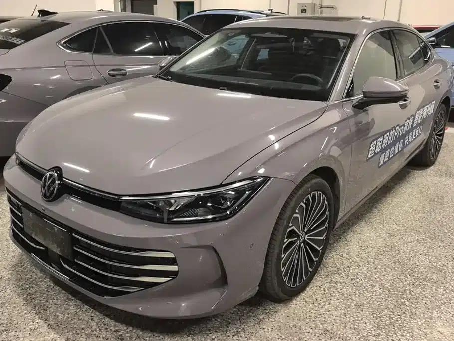 2025 Passat Pro 380TSI Dragon Edition — миниатюра 1