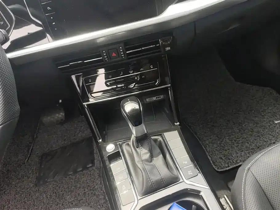 2024 Passat 380TSI Luxury Edition — миниатюра 16