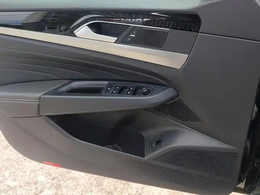 2024 Passat 380TSI Luxury Edition — миниатюра 7