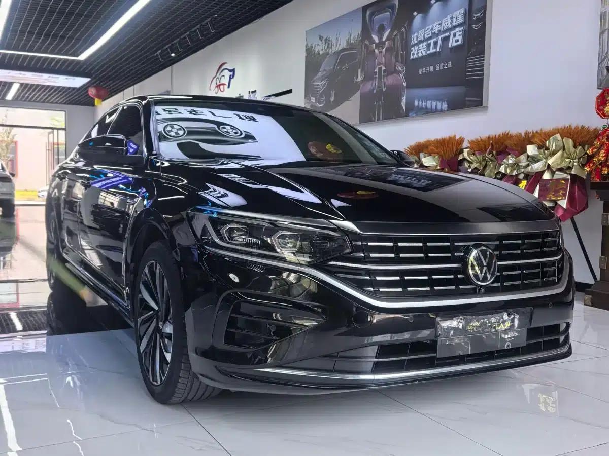 2022 Passat 330TSI Luxury Edition — миниатюра 2
