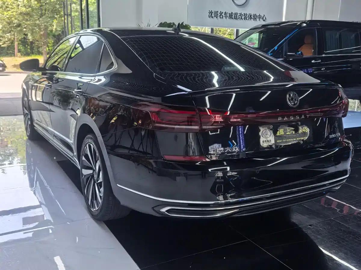 2022 Passat 330TSI Luxury Edition — миниатюра 7