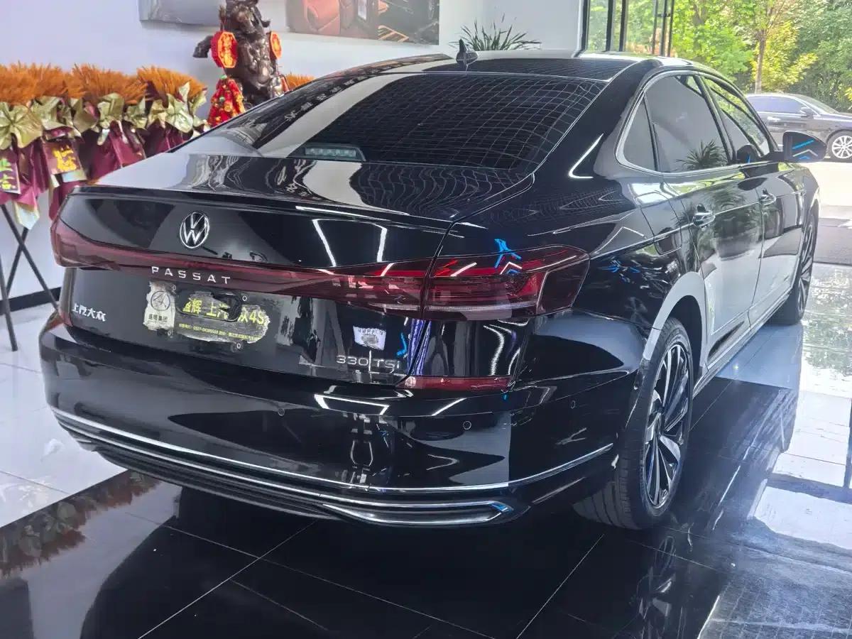 2022 Passat 330TSI Luxury Edition — миниатюра 8