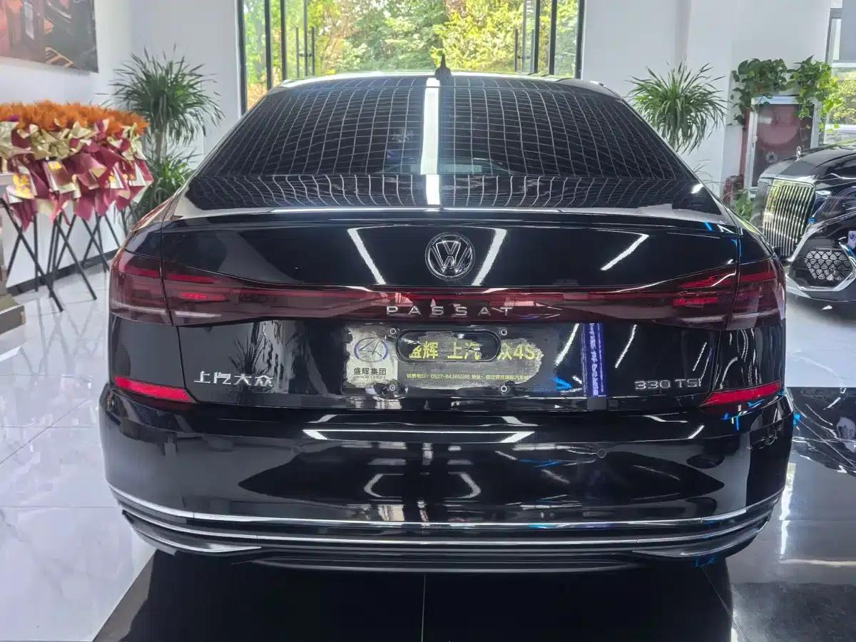 2022 Passat 330TSI Luxury Edition — миниатюра 9