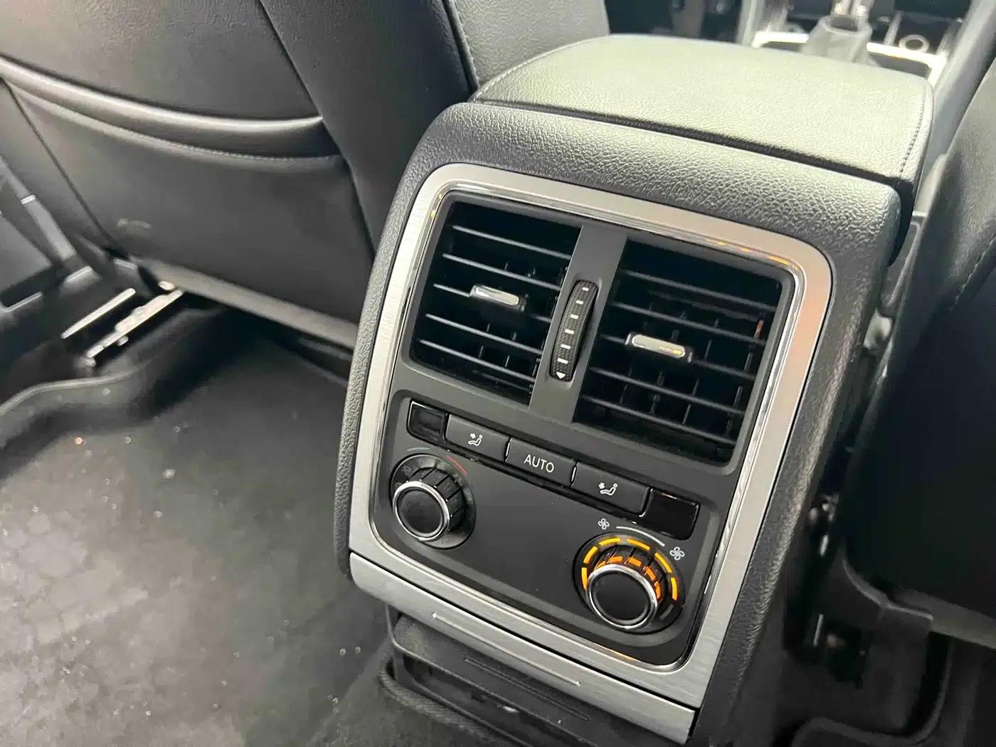 2015 Passat 1.8TSI DSG Premium Edition — миниатюра 12