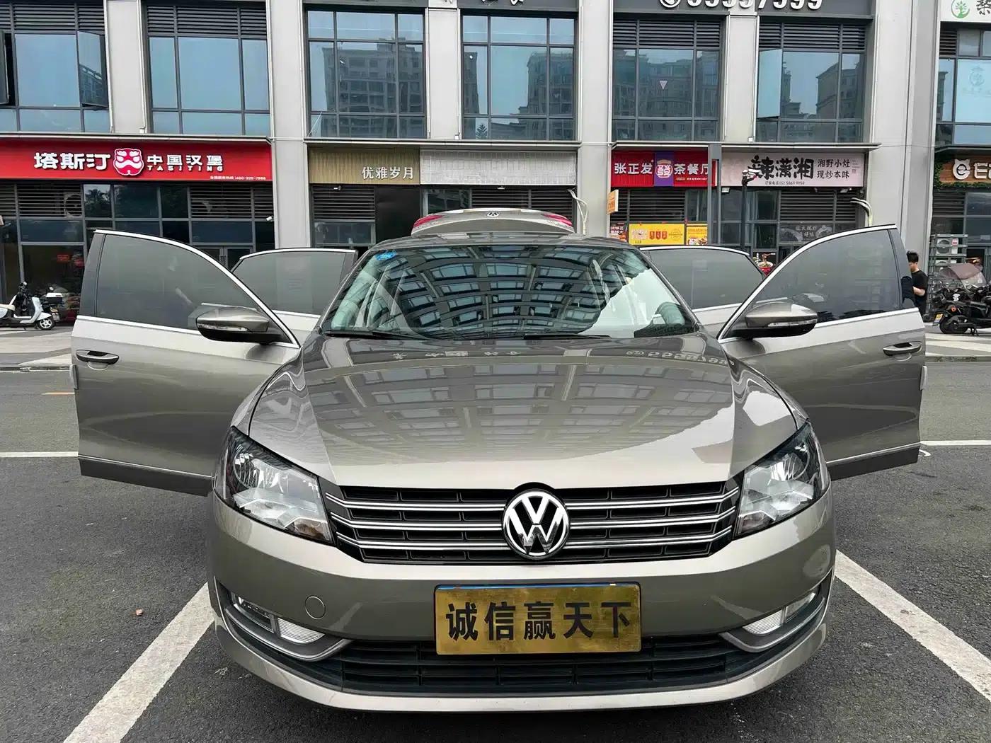 2015 Passat 1.8TSI DSG Premium Edition — миниатюра 3