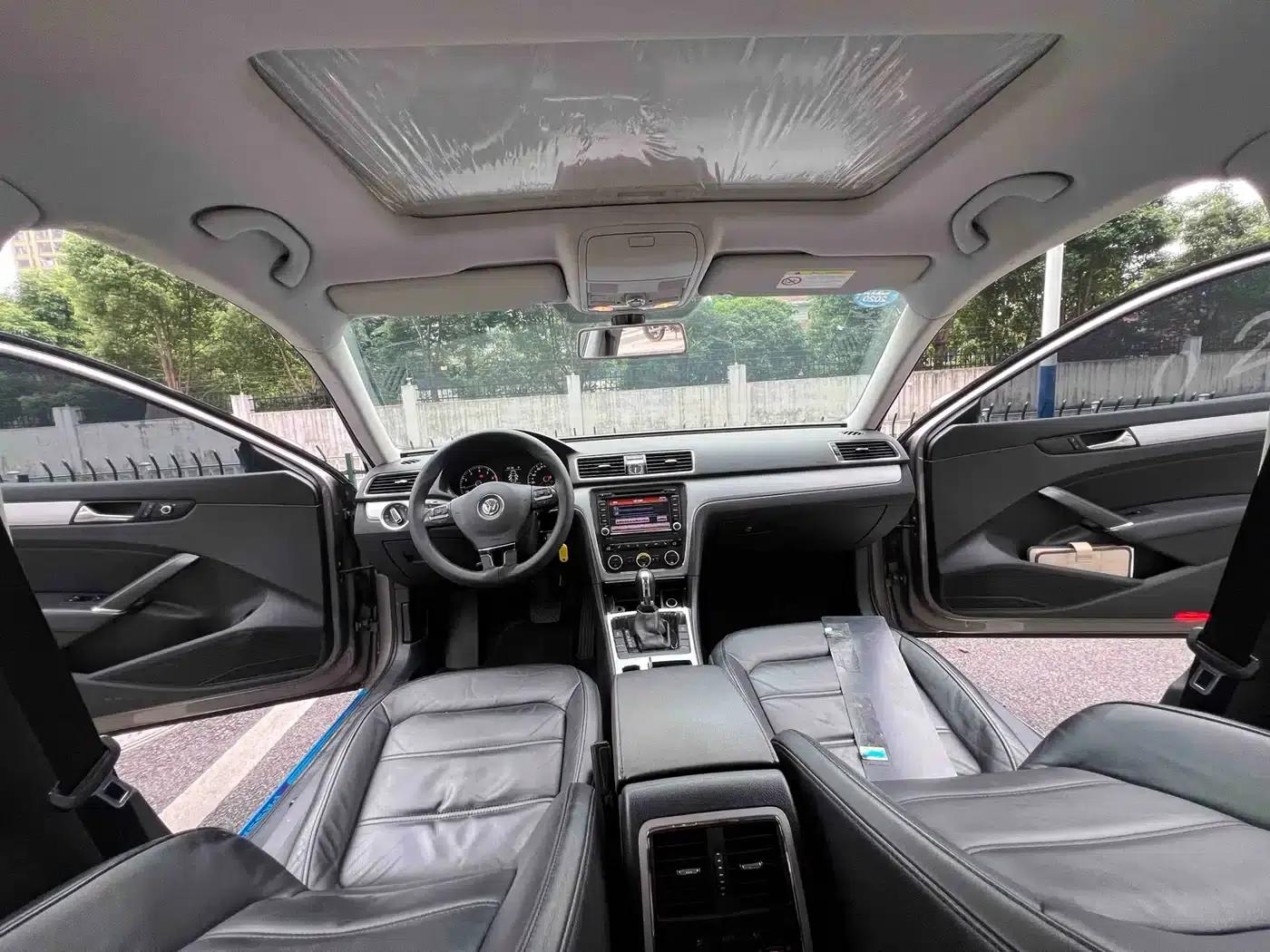 2015 Passat 1.8TSI DSG Premium Edition — миниатюра 6