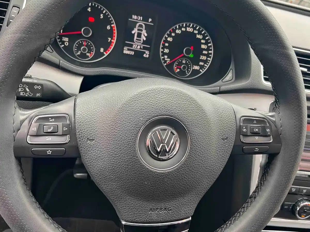 2015 Passat 1.8TSI DSG Premium Edition — миниатюра 9