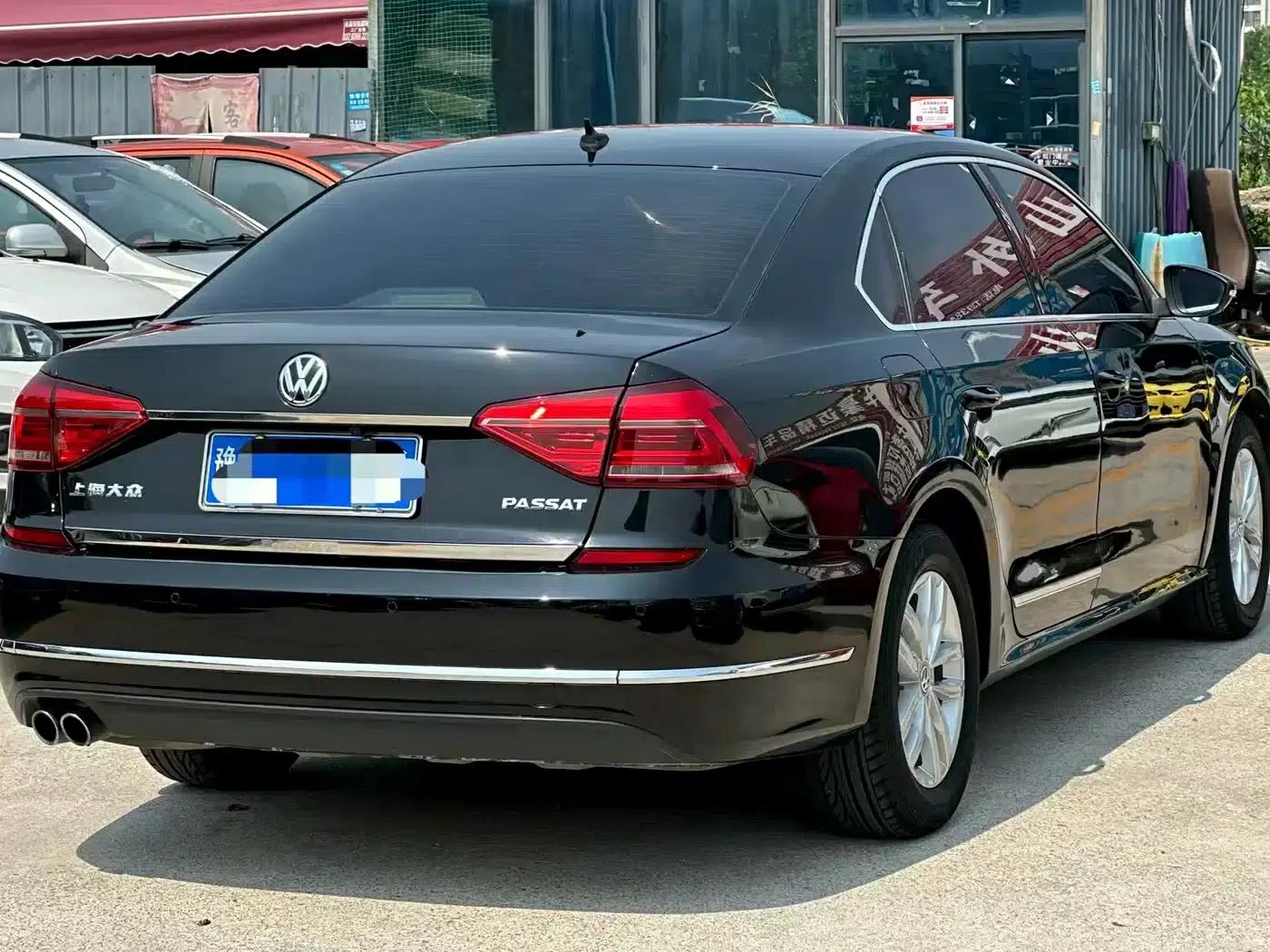 2016 Passat 280TSI DSG Premium Edition — миниатюра 9