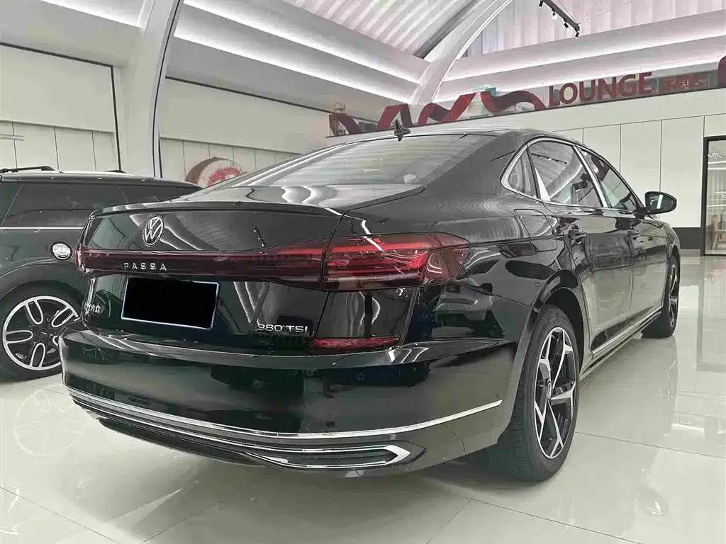 2025 Volkswagen Passat Outstanding Edition 380TSI Starry Sky Dragon Edition — миниатюра 14