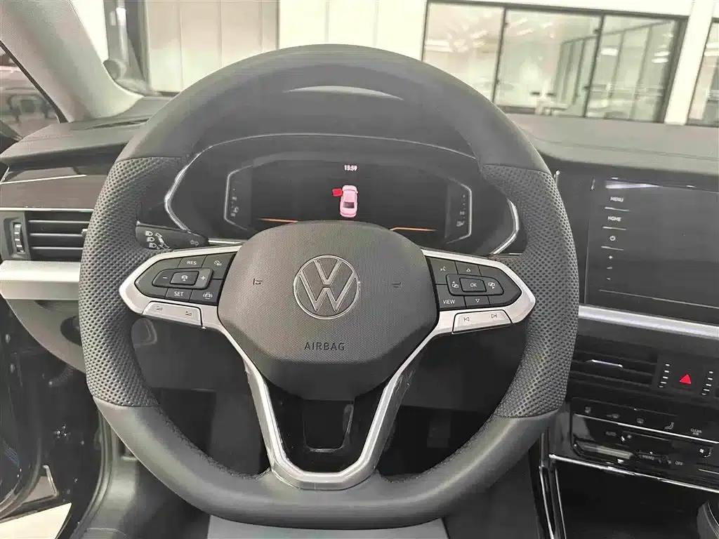 2025 Volkswagen Passat Outstanding Edition 380TSI Starry Sky Dragon Edition — миниатюра 3
