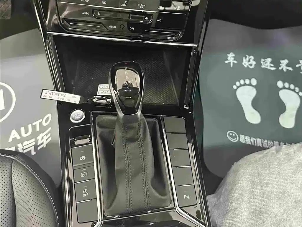 2025 Volkswagen Passat Outstanding Edition 380TSI Starry Sky Dragon Edition — миниатюра 9
