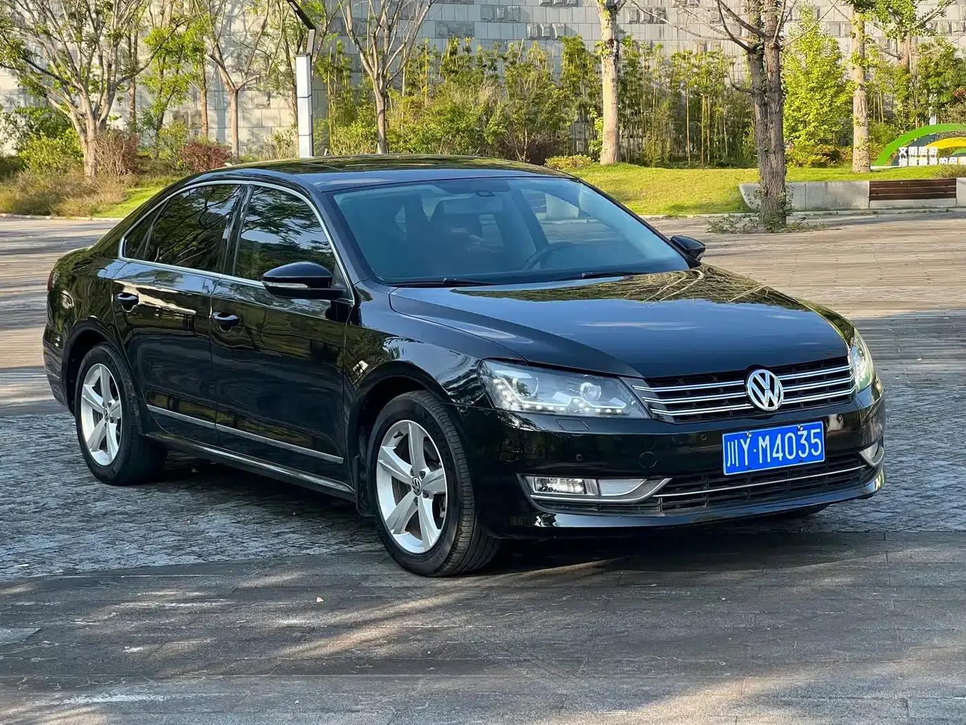 2014 Passat 1.8TSI DSG Royal Navigation Edition — миниатюра 3