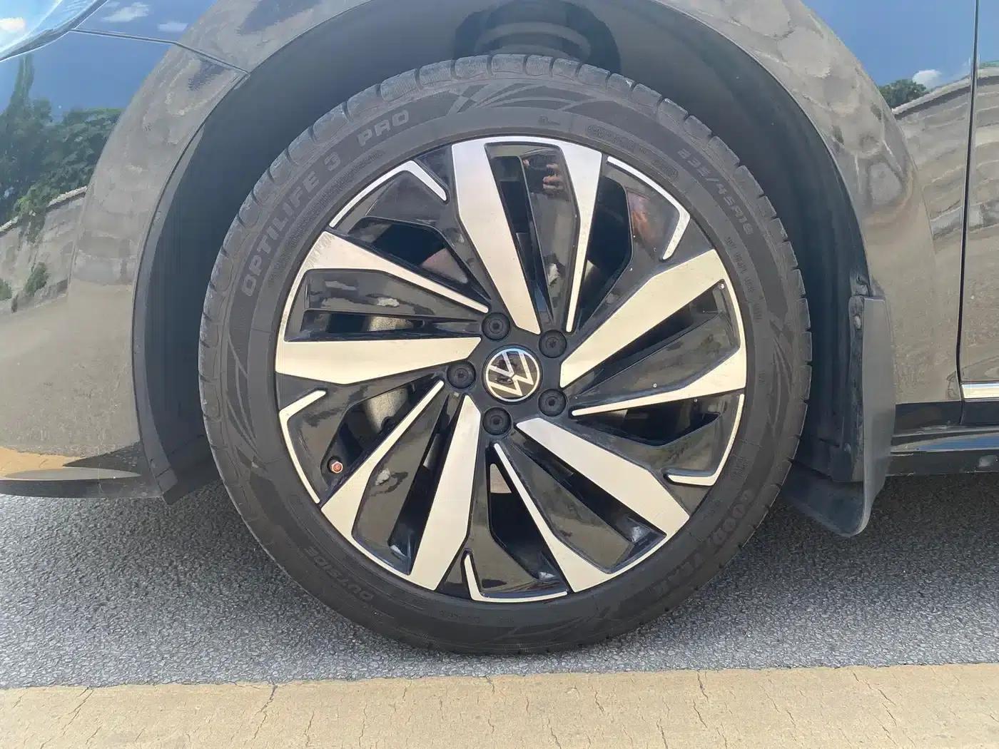 2023 Volkswagen Passat 330TSI Starry Sky Elite Edition — миниатюра 17